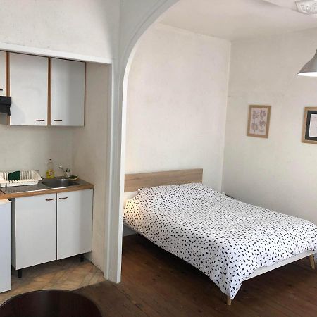 Coeur De Ville Appartement Meuble Анже Екстериор снимка